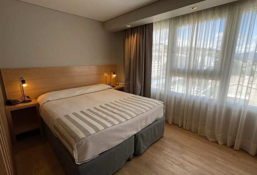 فندق Ayres Del Nahuel