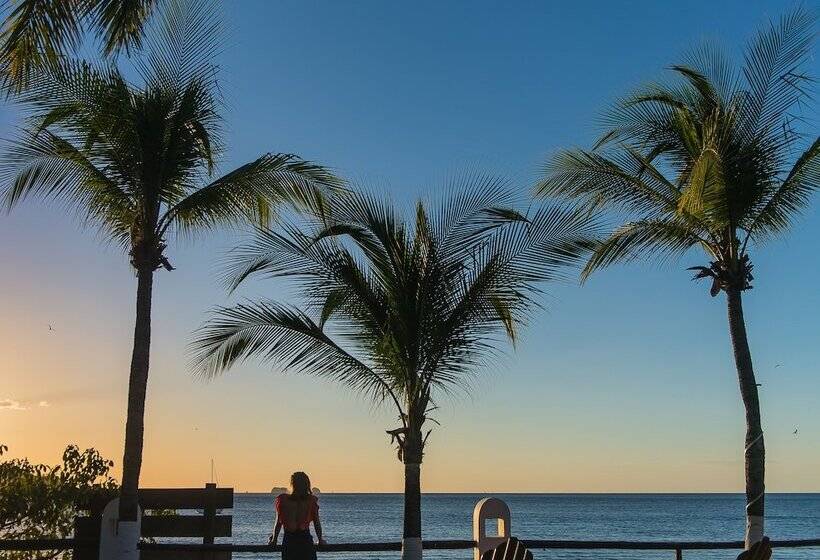 فندق Bahia Del Sol Beach Front Boutique