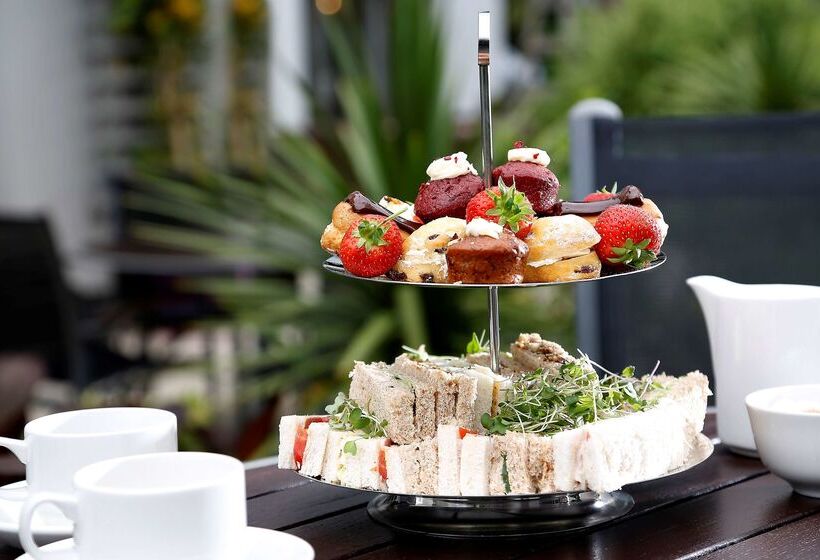 בית מלון כפרי Best Western Plus Pinewood Manchester Airport Wilmslow