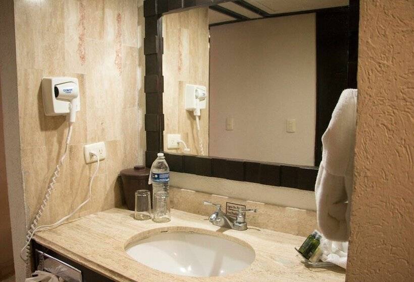 Best Western Hotel Posada Freeman Zona Dorada