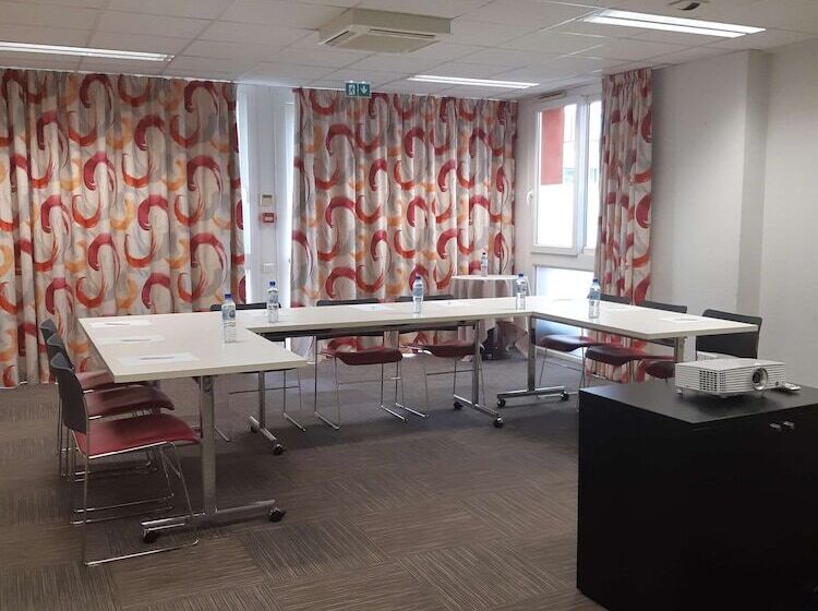 Brit Hotel Le Cottage Le Mans Sud