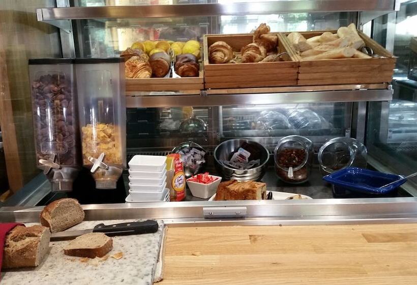 Brit Hotel Le Cottage Le Mans Sud