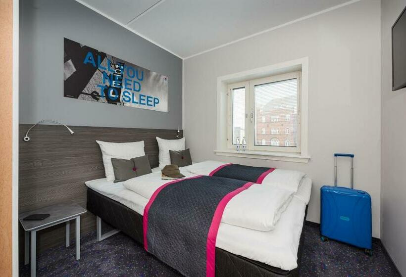 בית מלון כפרי Cabinn Odense