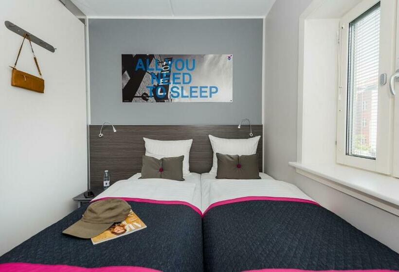 בית מלון כפרי Cabinn Odense