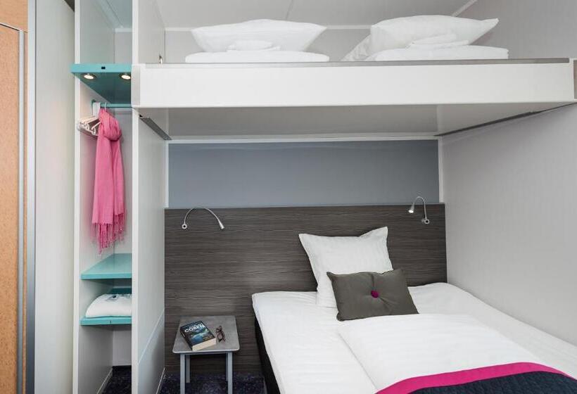 בית מלון כפרי Cabinn Odense