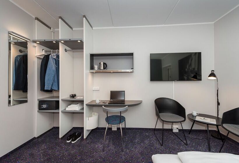 בית מלון כפרי Cabinn Odense