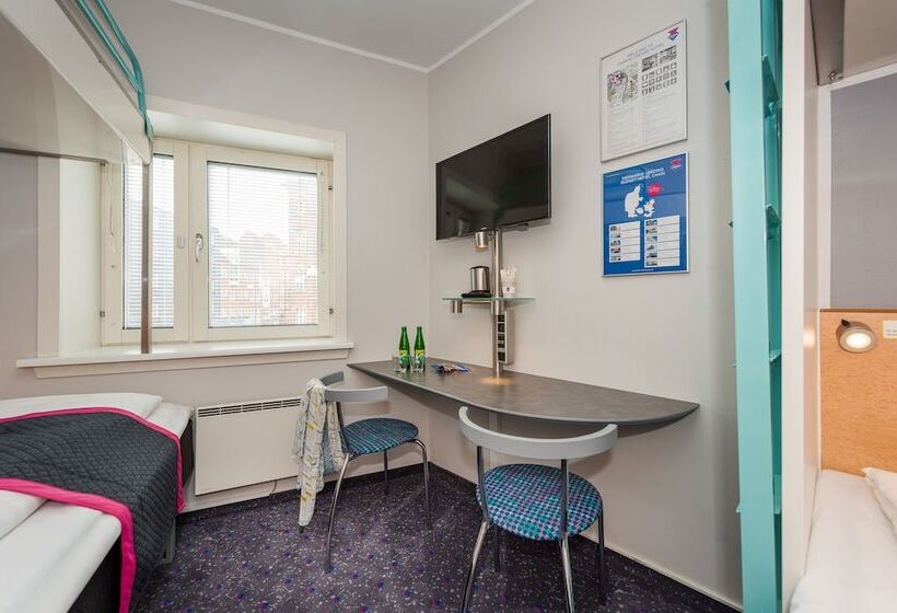 בית מלון כפרי Cabinn Odense