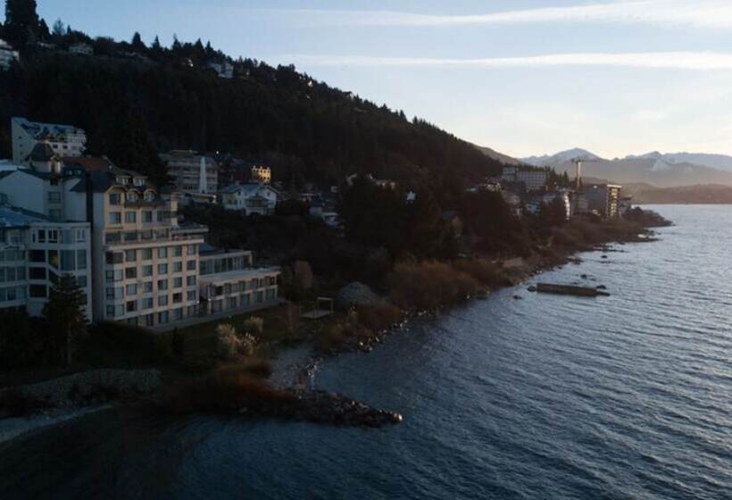 Cacique Inacayal Lake Hotel & Spa