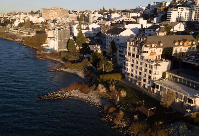 Cacique Inacayal Lake Hotel & Spa