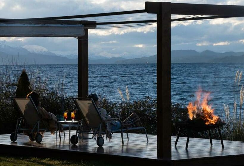 Cacique Inacayal Lake Hotel & Spa