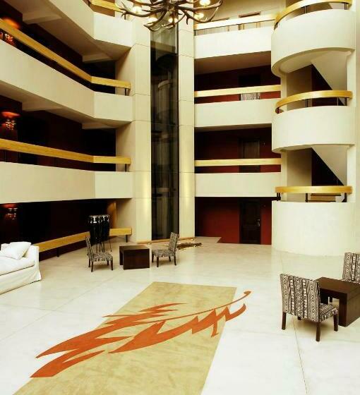 Cacique Inacayal Lake Hotel & Spa