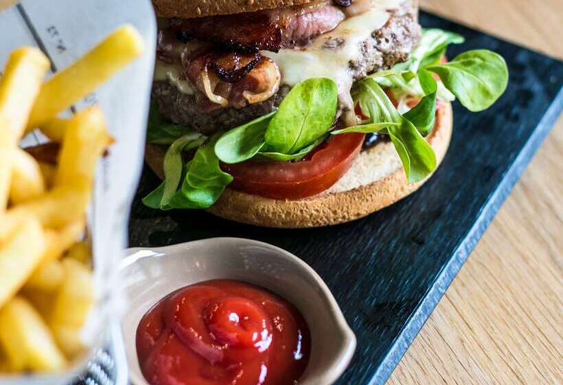 فندق Campanile Villejust Za Courtaboeuf