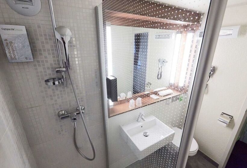 فندق Campanile Villejust Za Courtaboeuf