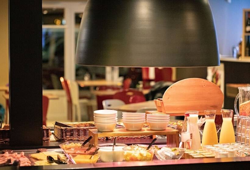 فندق Campanile Villejust Za Courtaboeuf