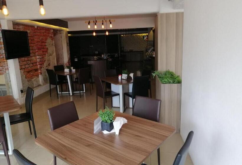 Отель Campestre Inn