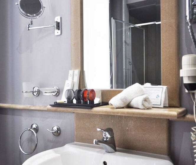 호텔 Capsis Bristol Boutique