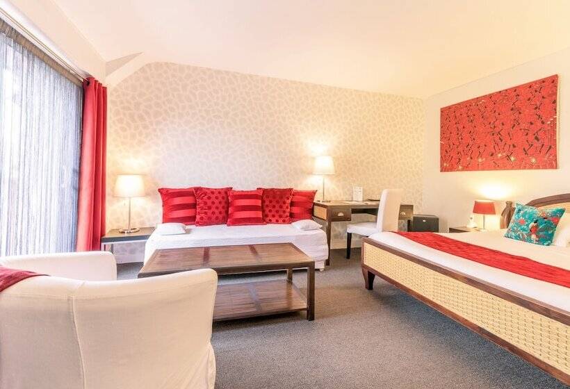 Carnac Lodge Hotel & Spa