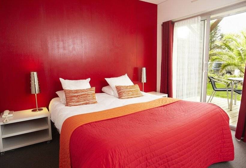 Carnac Lodge Hotel & Spa