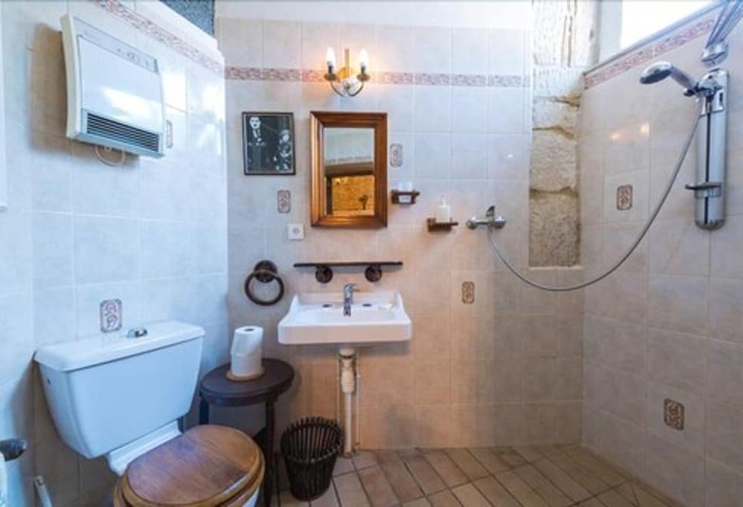 فندق Chambre D’hôtes Le Prieuré De Fouchères