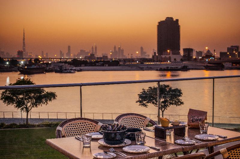 هتل Crowne Plaza Dubai Festival City