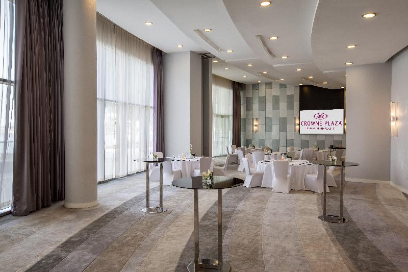 هتل Crowne Plaza Dubai Festival City