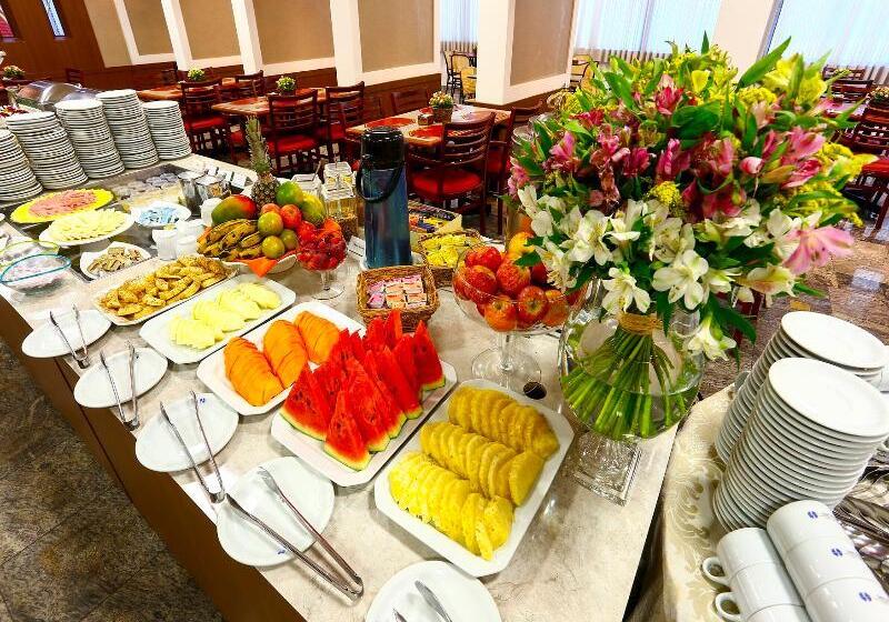 Отель Dan Inn Uberaba & Convenções