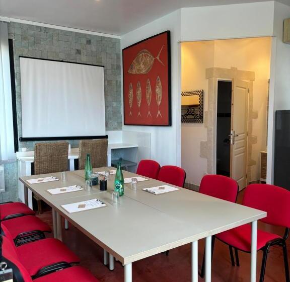 فندق Hôtel Domaine Le Milos