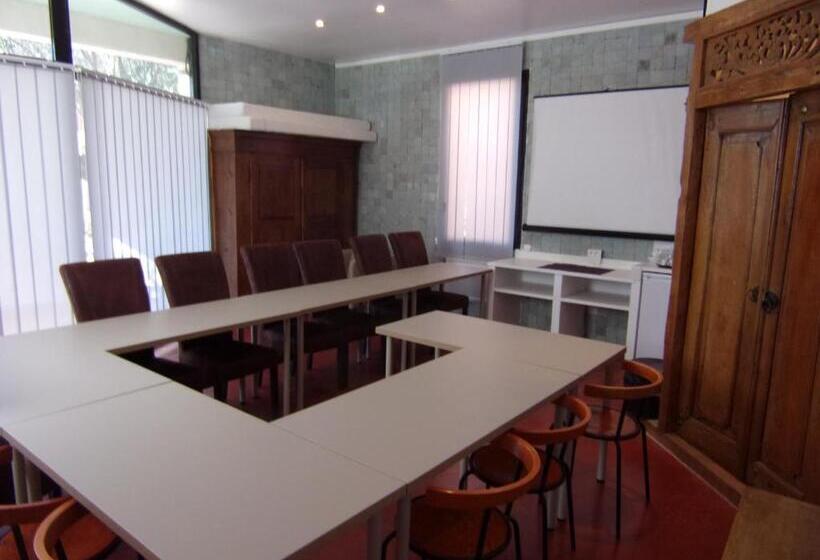 فندق Hôtel Domaine Le Milos