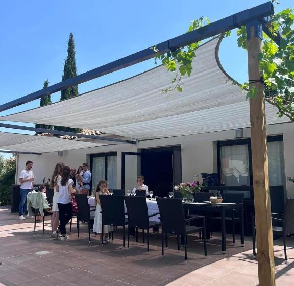 فندق Hôtel Domaine Le Milos