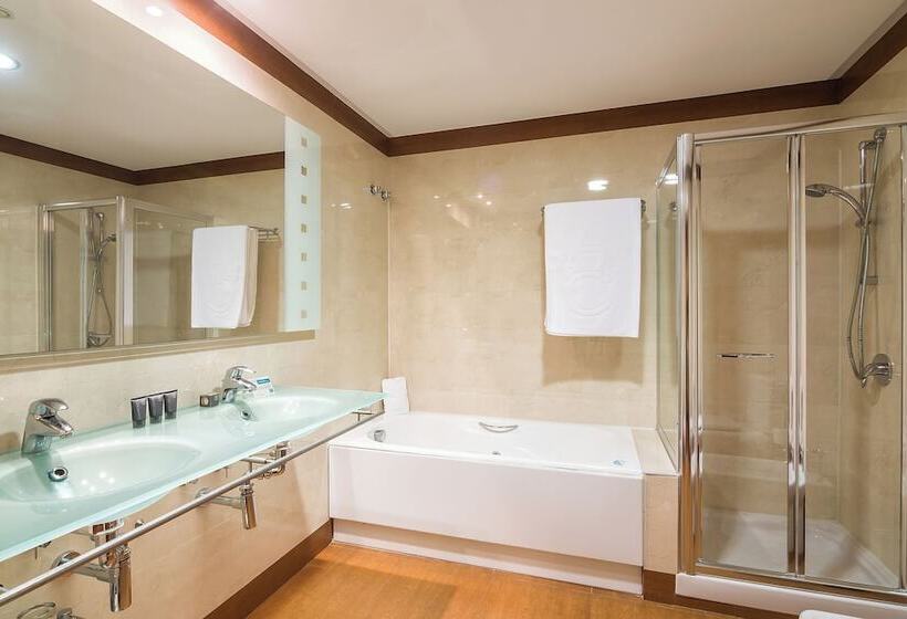 فندق El Exe Almería Centro