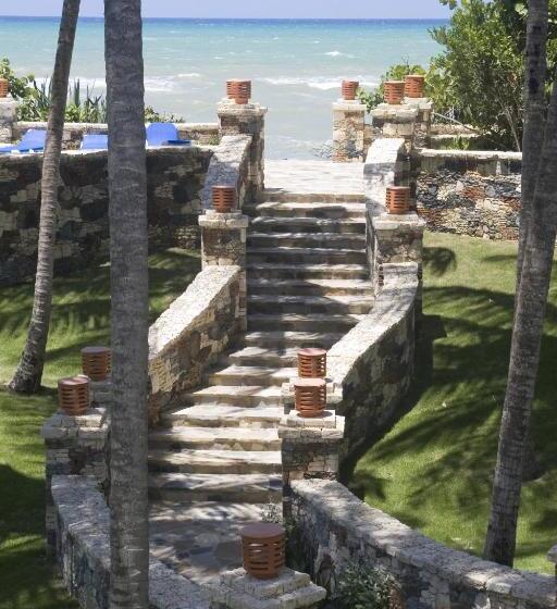 فندق El Magnifico