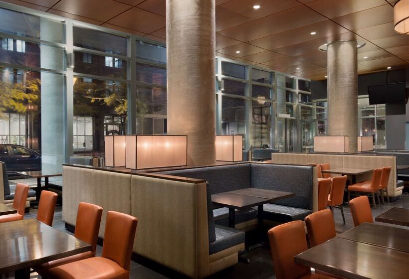 酒店 Embassy Suites Montréal By Hilton