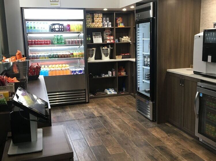 酒店 Embassy Suites Montréal By Hilton