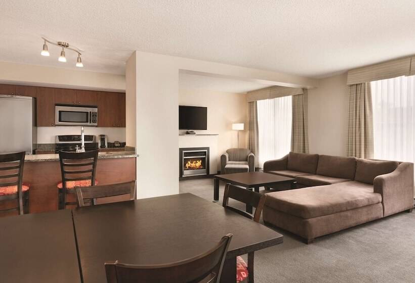 酒店 Embassy Suites Montréal By Hilton