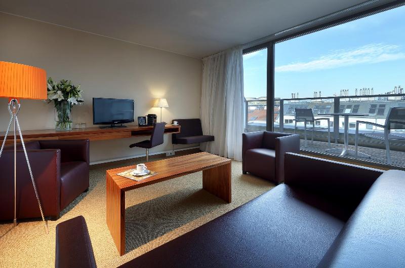 هتل Eurostars Embassy