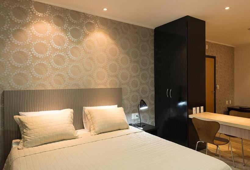 בית מלון כפרי Executive Arrey