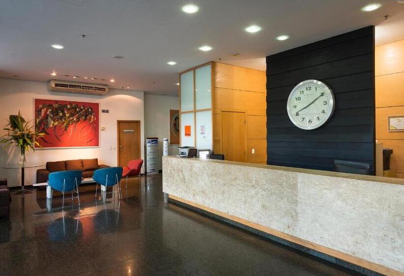 Отель Executive Arrey