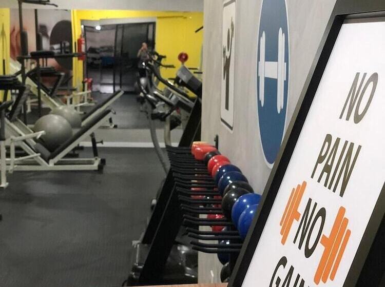 בית מלון כפרי Executive Arrey