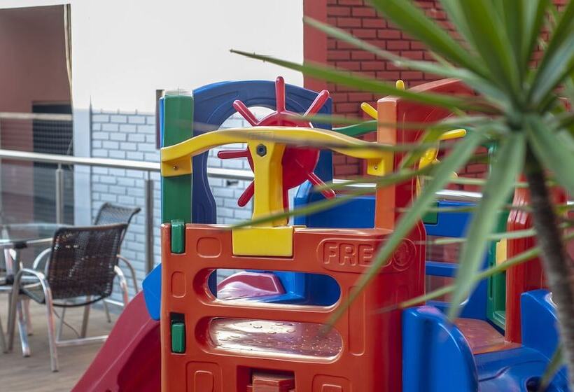 Отель Foz Plaza