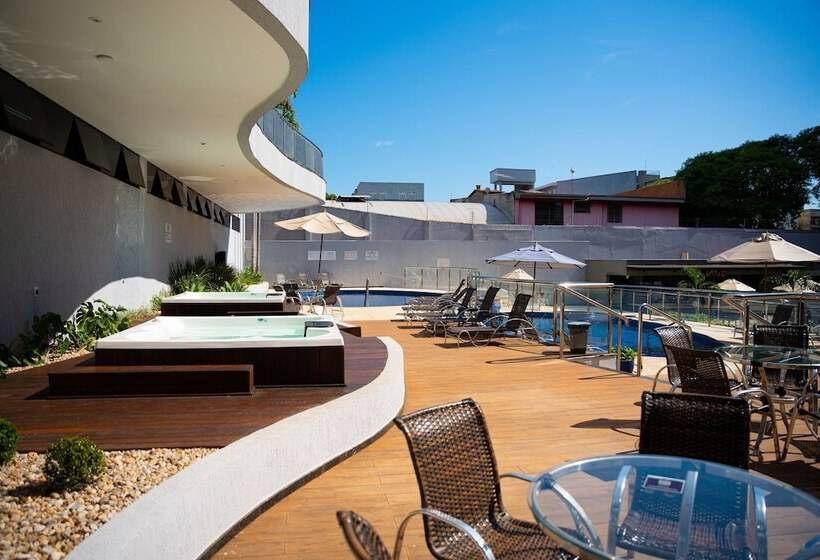 Отель Foz Plaza