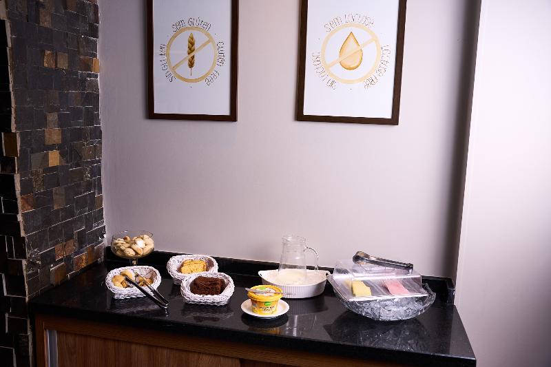 Отель Foz Plaza