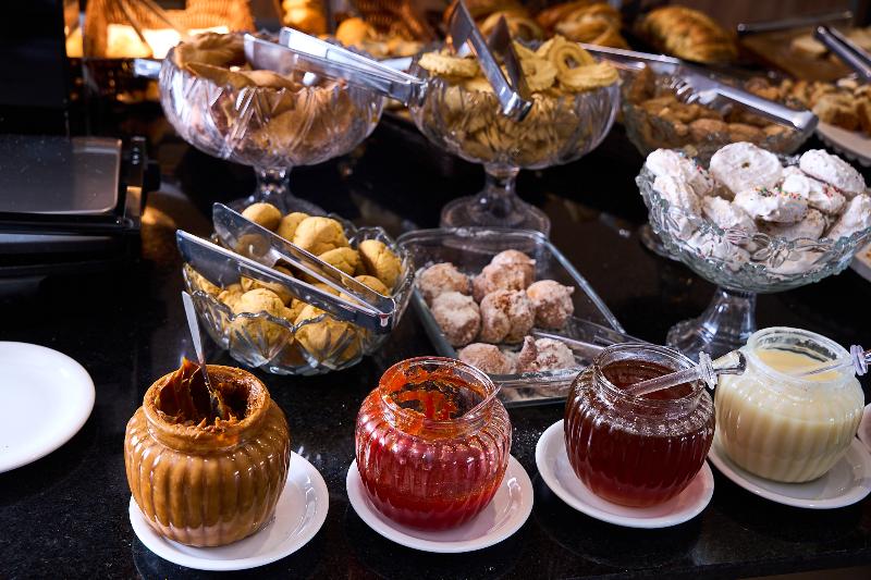 Отель Foz Plaza