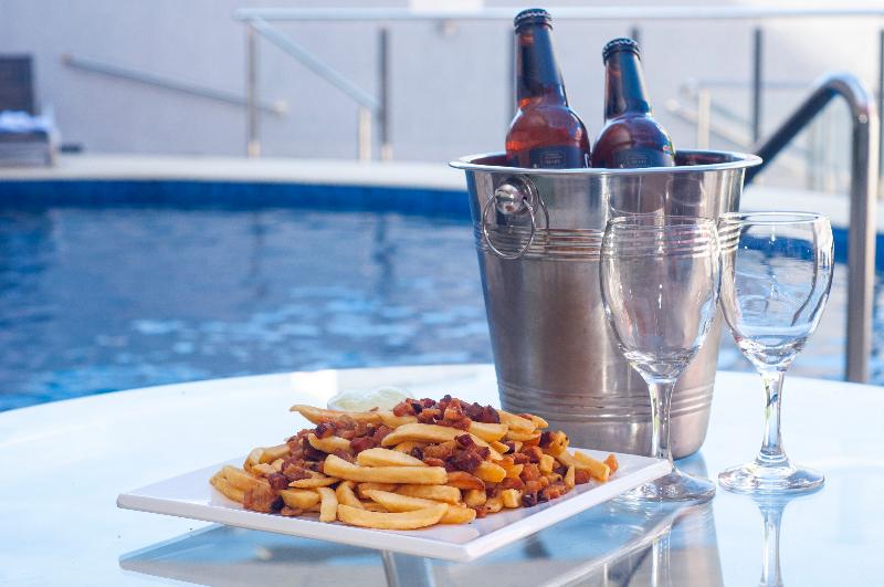 Отель Foz Plaza