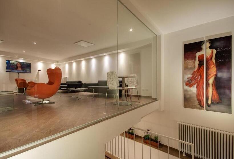 Genius Hotel Downtown