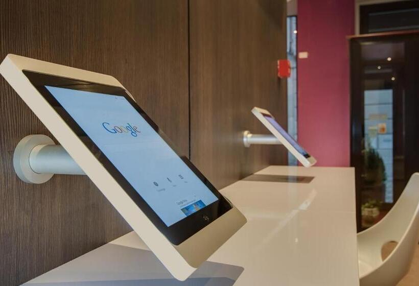 Genius Hotel Downtown