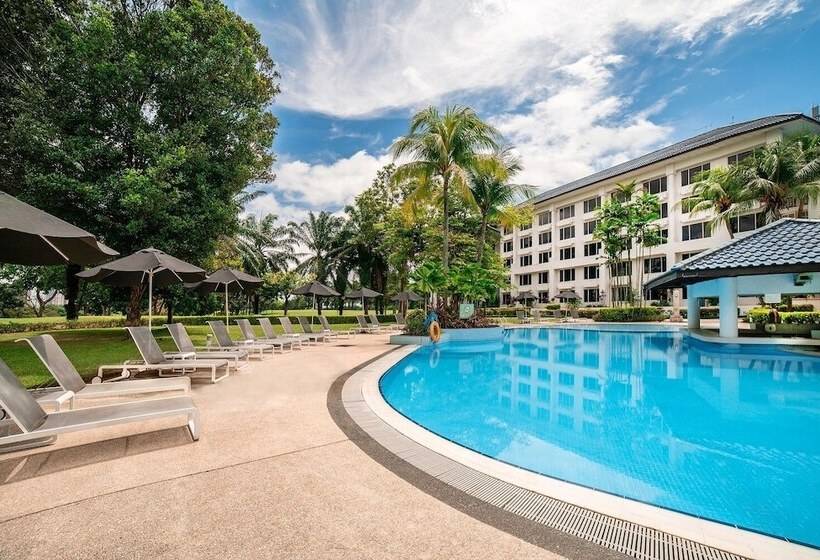 Glenmarie Hotel & Golf Resort