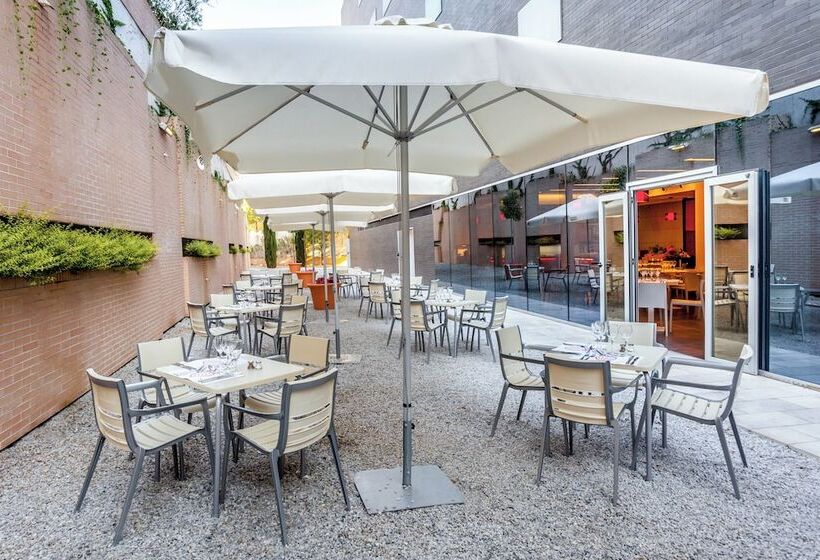 هتل Granada By Pierre & Vacances