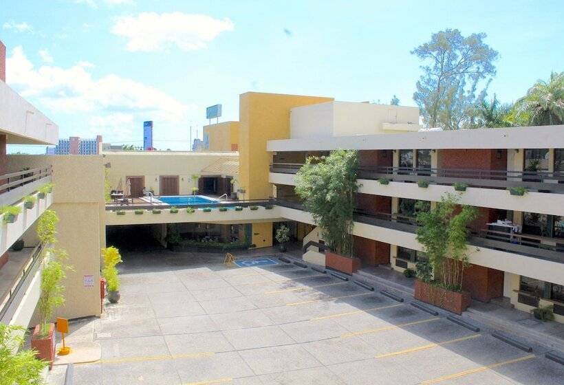 Hafersons Inn Hotel & Suites