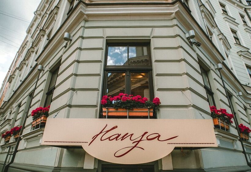 هتل Hanza