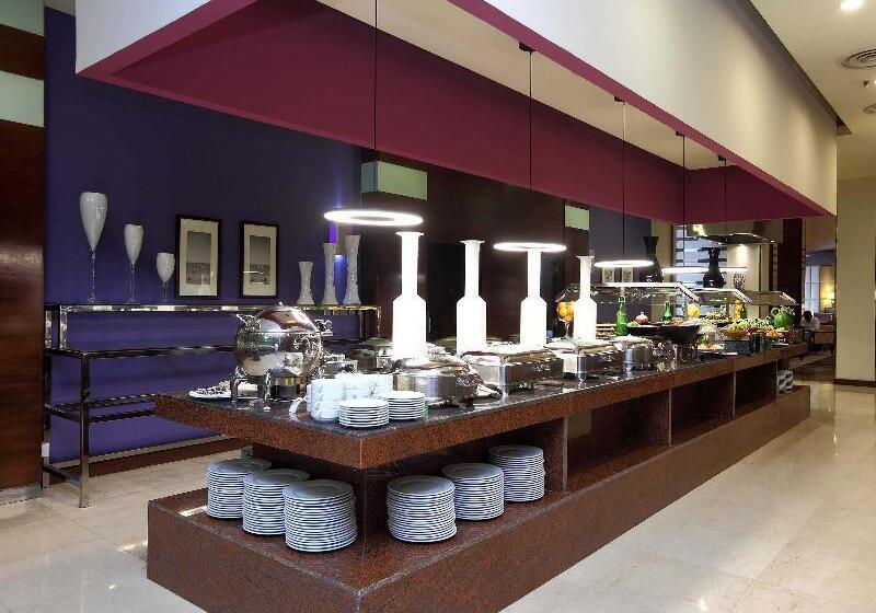 בית מלון כפרי Holiday Inn Riyadh Al Qasr, An Ihg